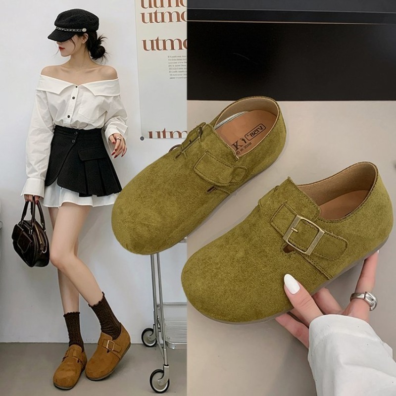 Womens Heels - Damen Wildleder-Schuhe mit geschlossenem Rücken, quadratischer